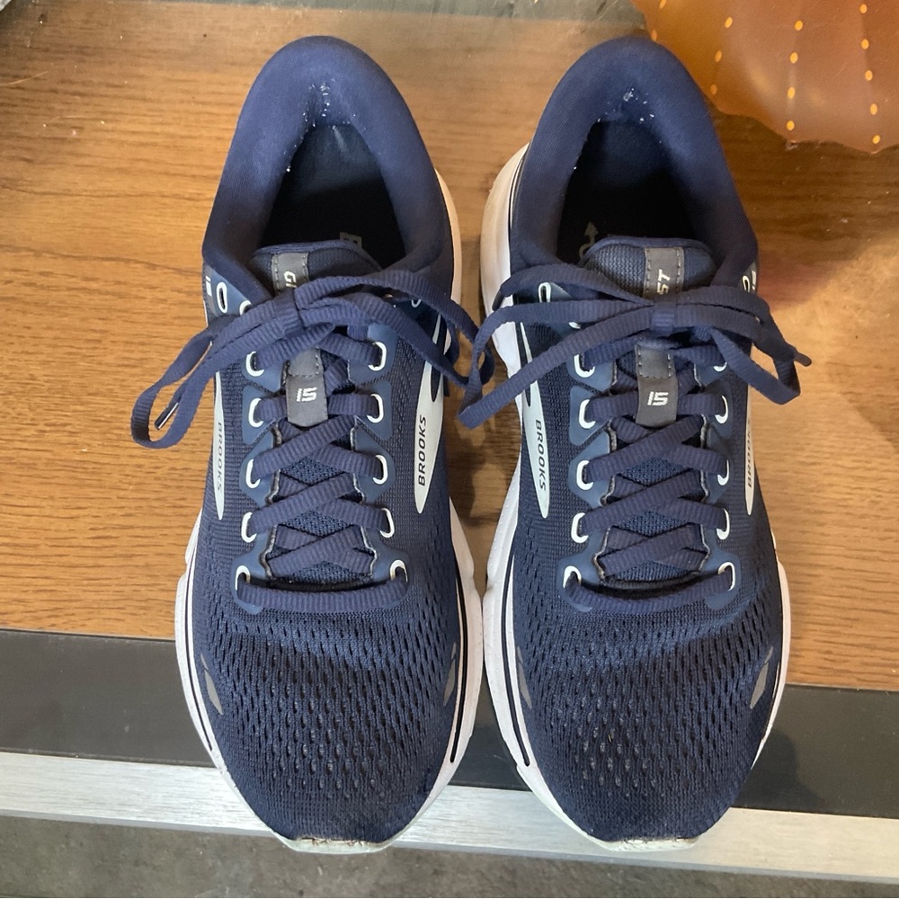 BROOKS WOMENS GHOST 15 RUNNING SHOES 7 - Picture 4 of 8